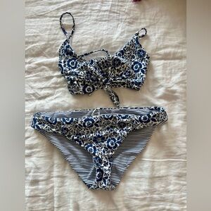 Splendid bathing suit top